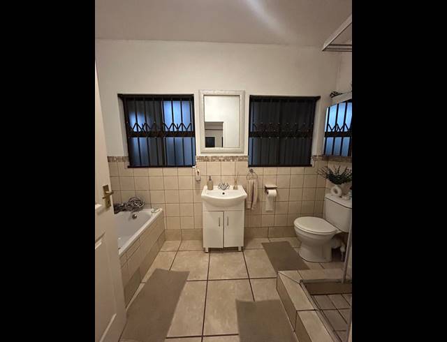1 BEDROOM APARTMENT RENTED IN HILTON CENTRAL